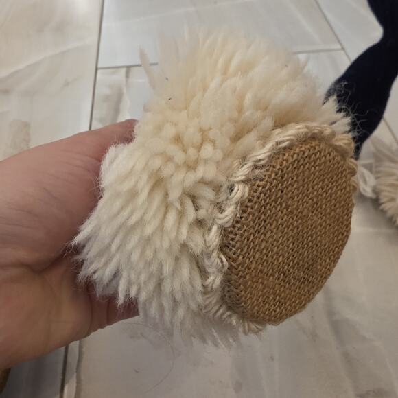 Set of 3 Handmade Nordic Gnome Figurines Tomte Nisse Holiday Decor Yarn - Picture 8 of 16